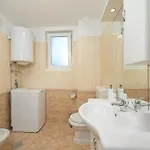 Pina Πόρετς