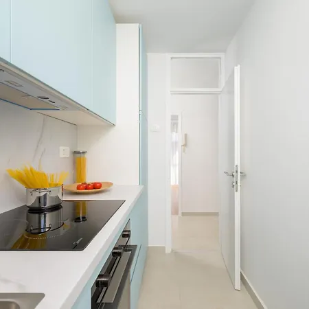 Pina Apartment